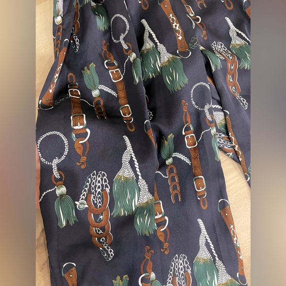 Navy Satin Jumpsuit long sleeve / chain print - Picture 5 of 10